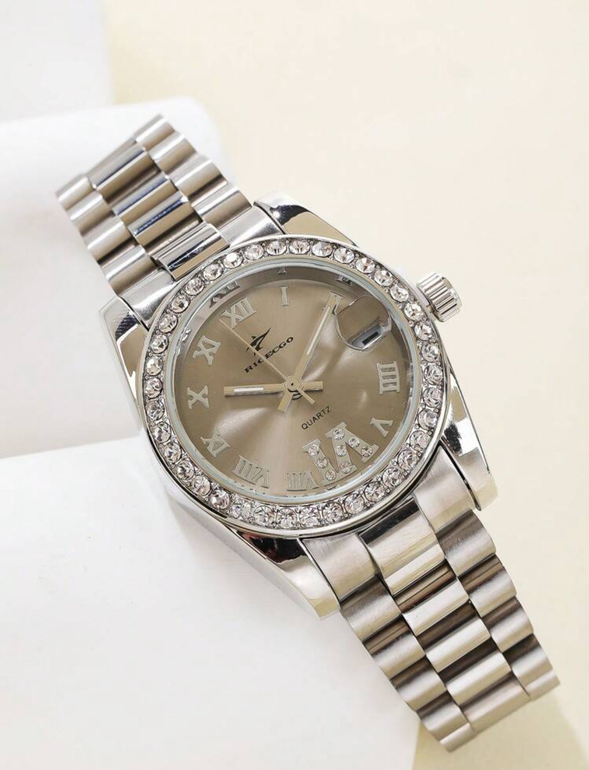 Ladies Elegant quartz watch