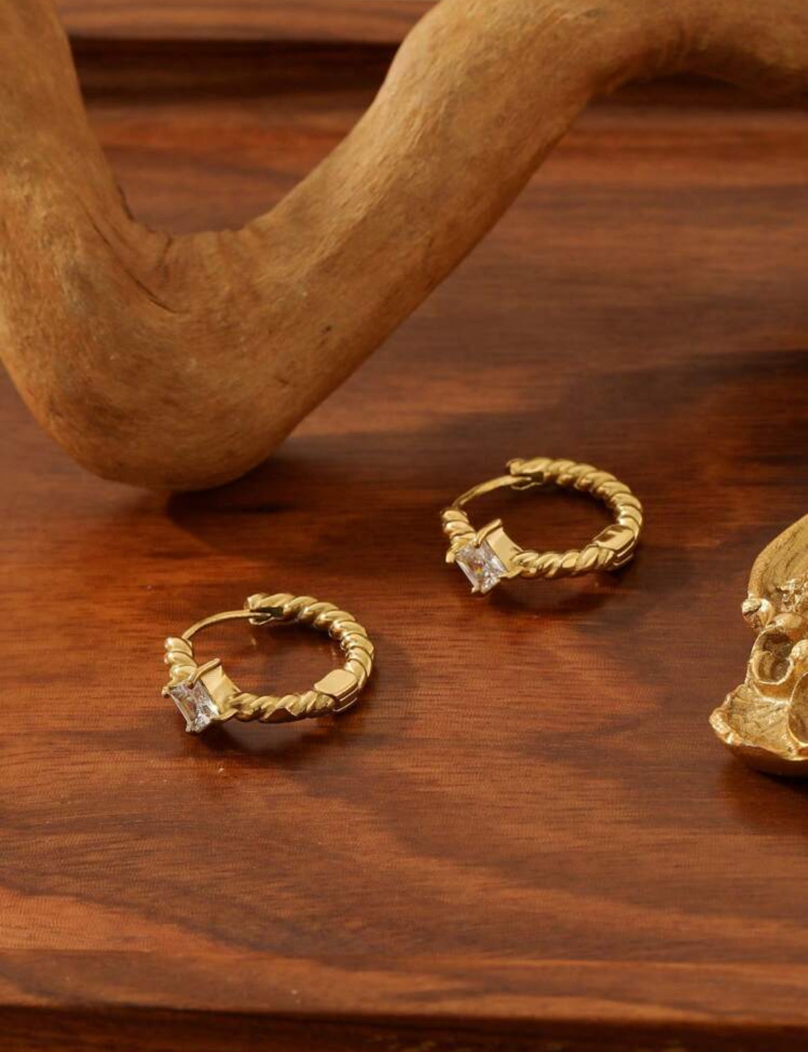 Diamanté 18K gold plated Luxury earrings