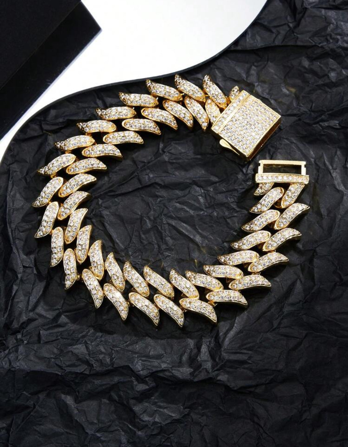 Spiky Luxury 18K gold plated bracelet
