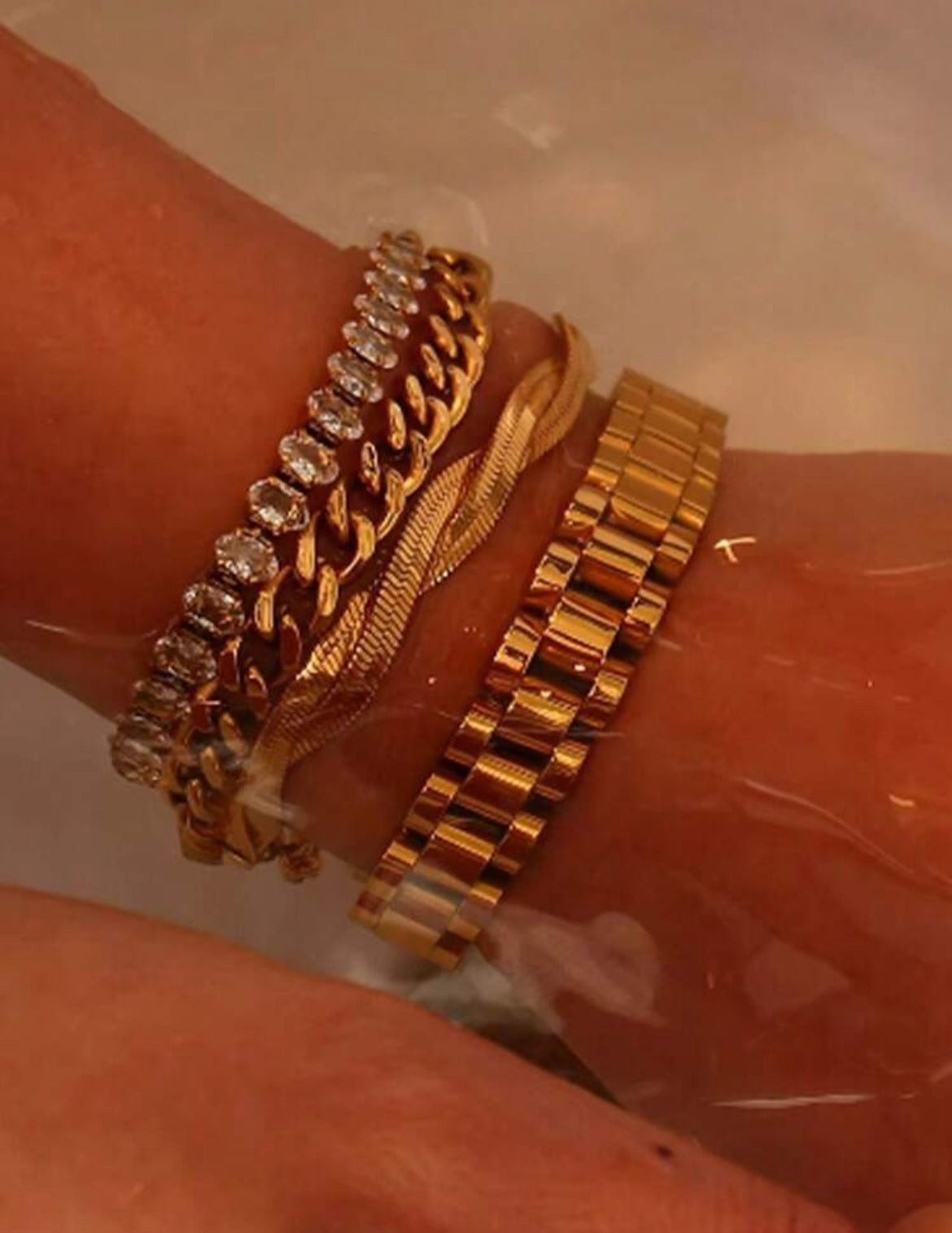Eniko 18K Gold Bracelets
