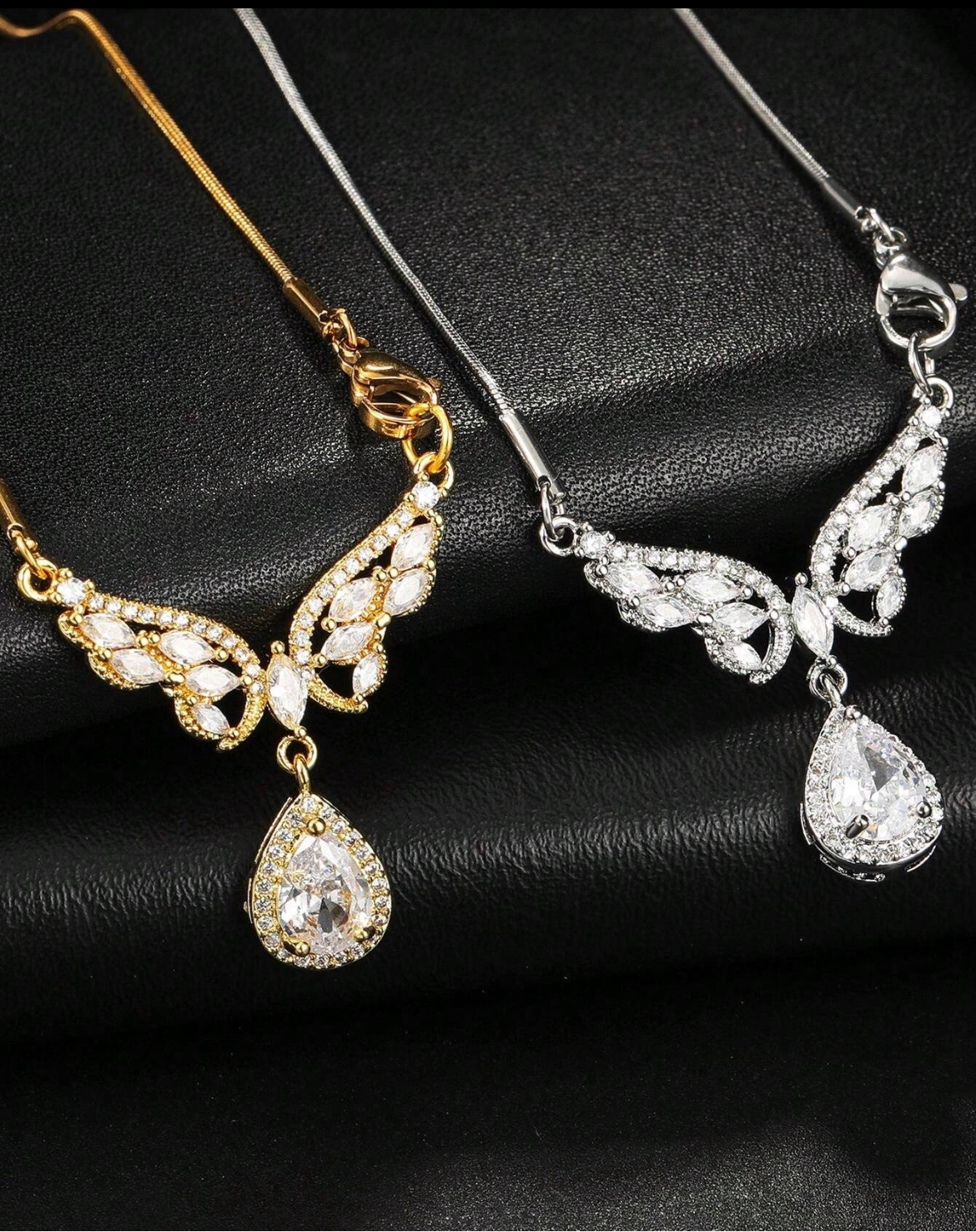 Elegant Angel wings necklace