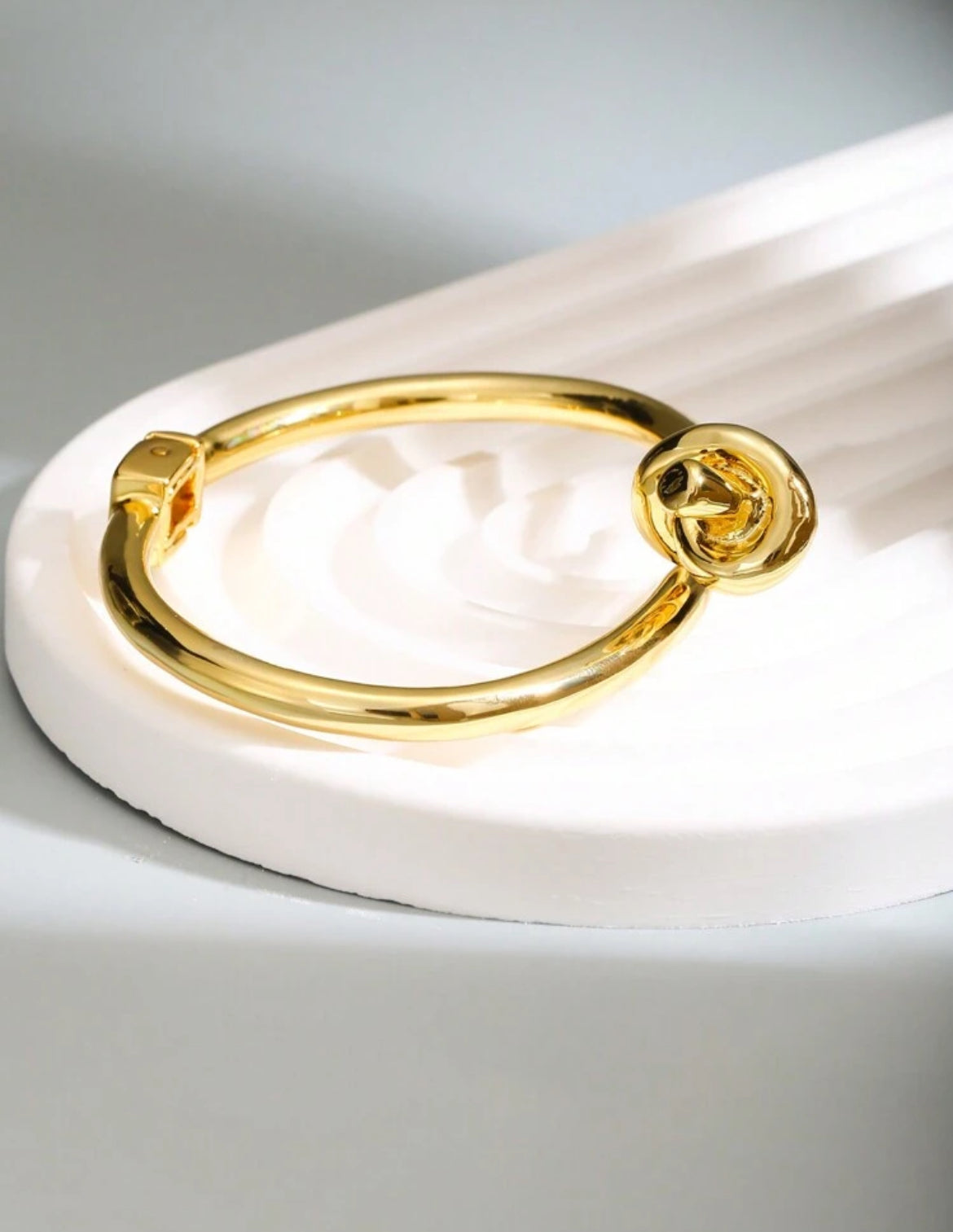 Rosaline Elegant 18k gold plated bracelet