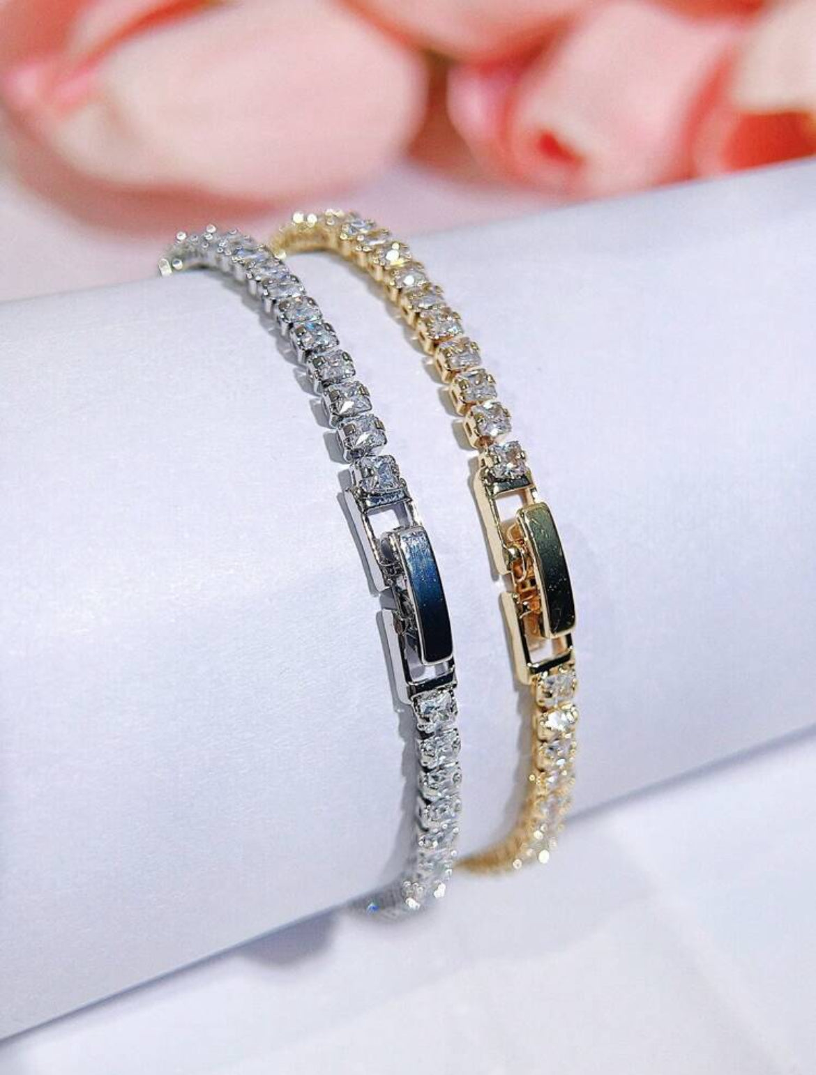 Elegant white gold Luxury bracelets