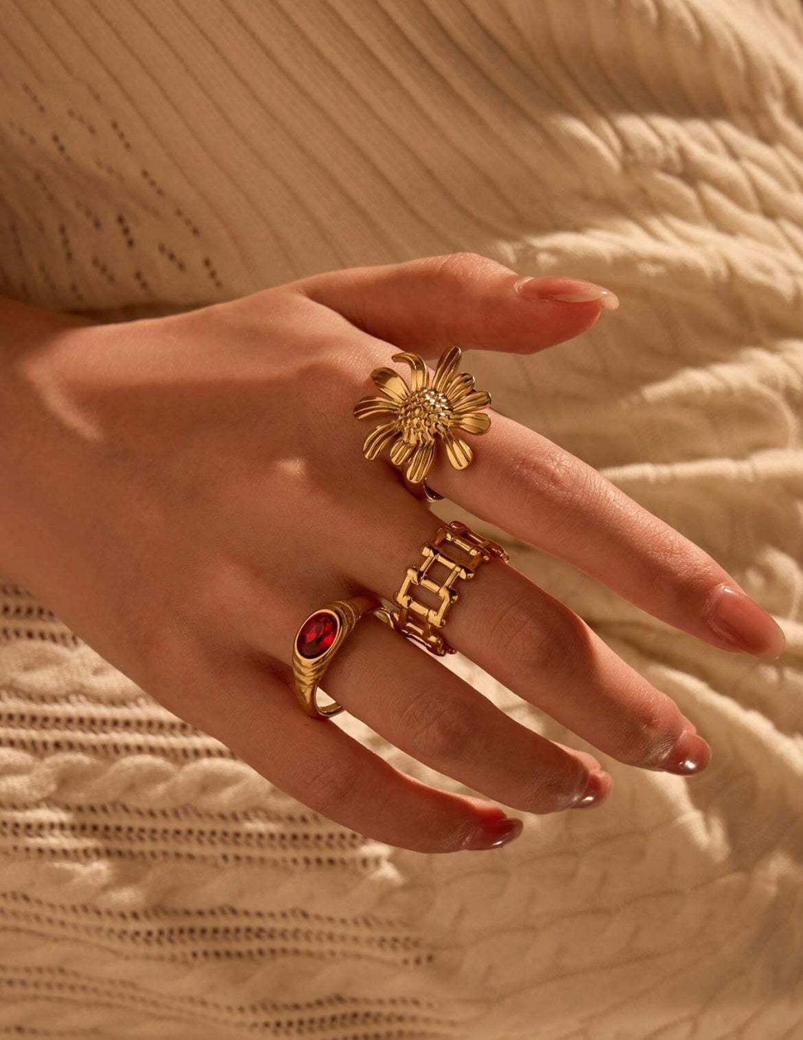 Roka Gold Ring set