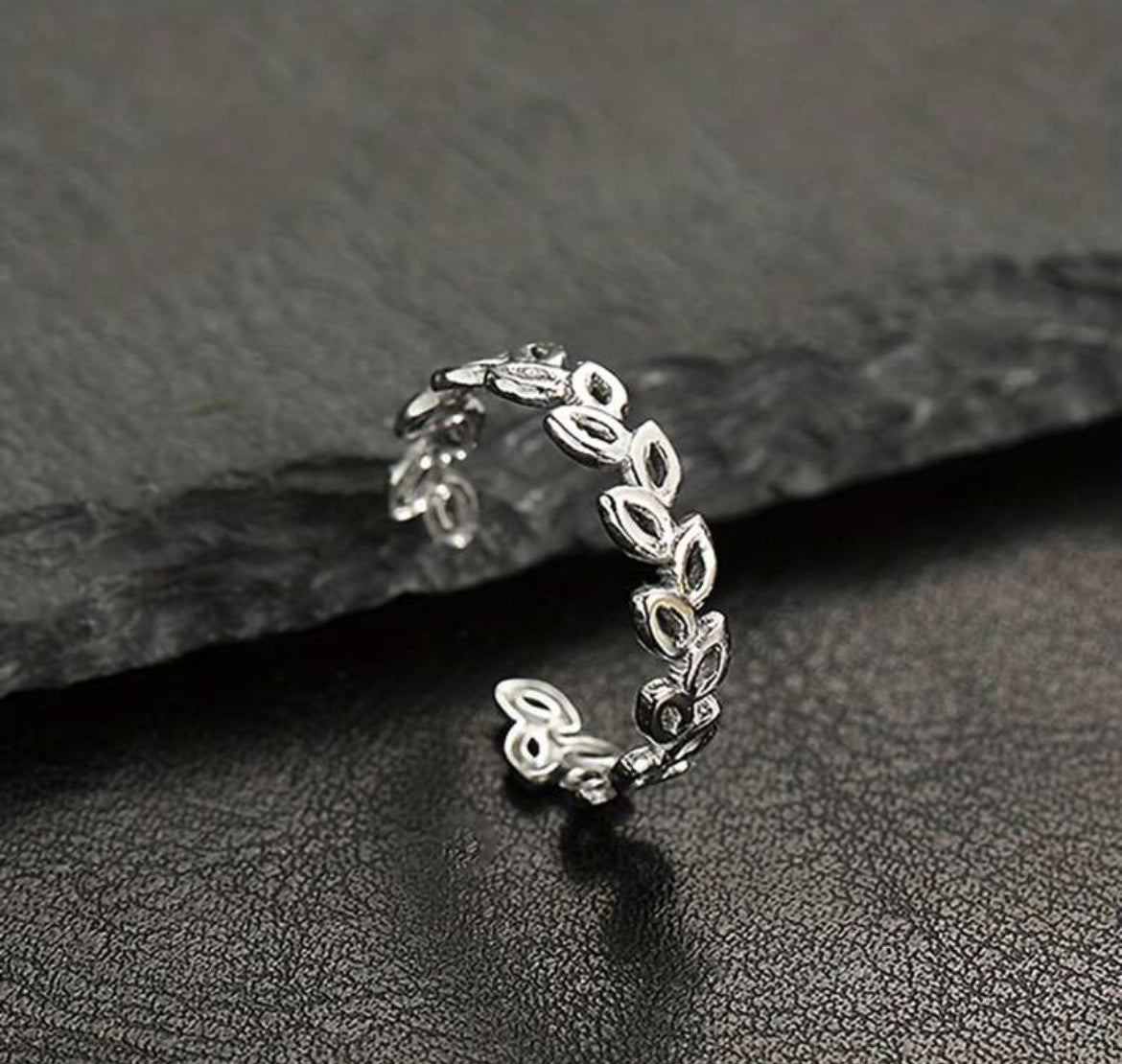4pc Emi ring set