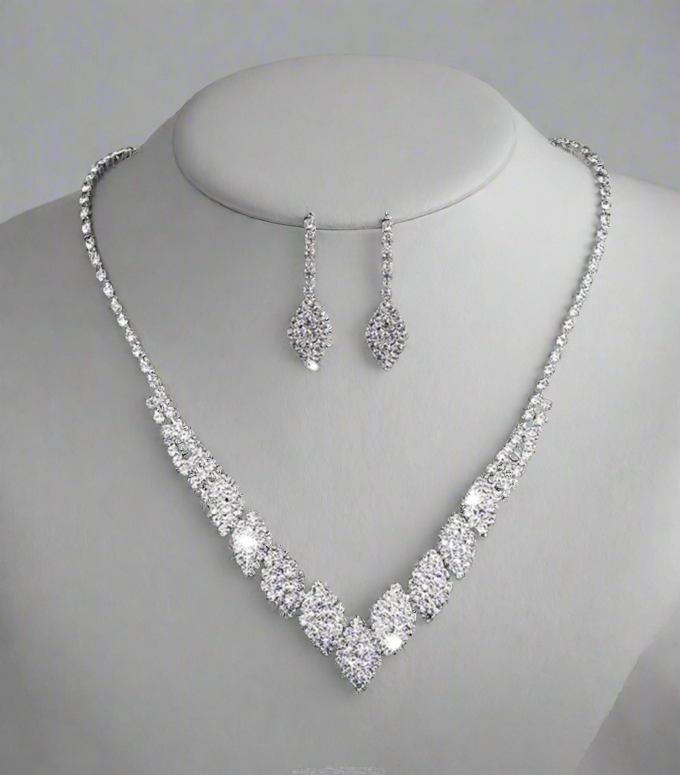 Maisie Elegant Jewelry Set