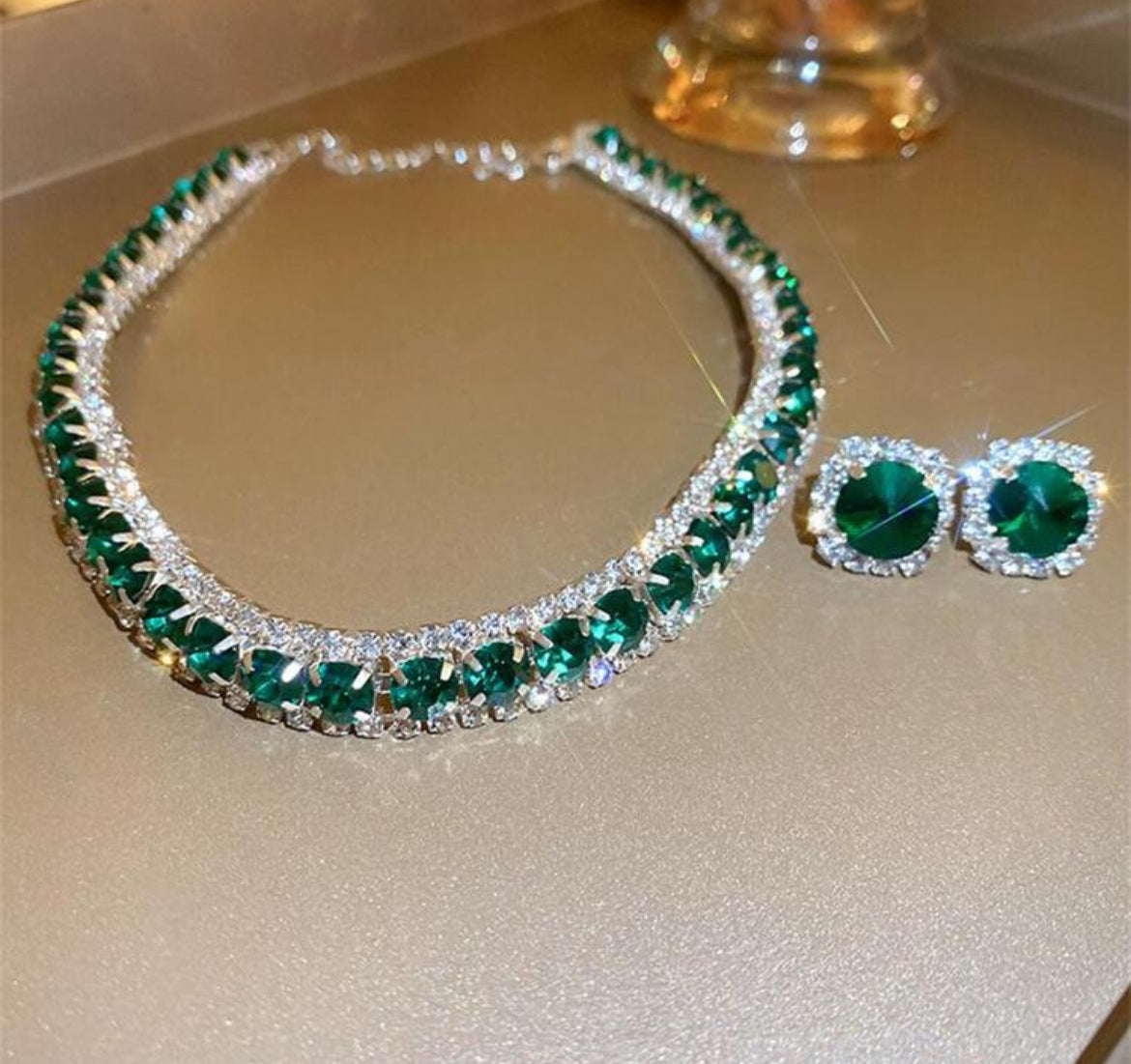 Crystal Ale Necklace Set