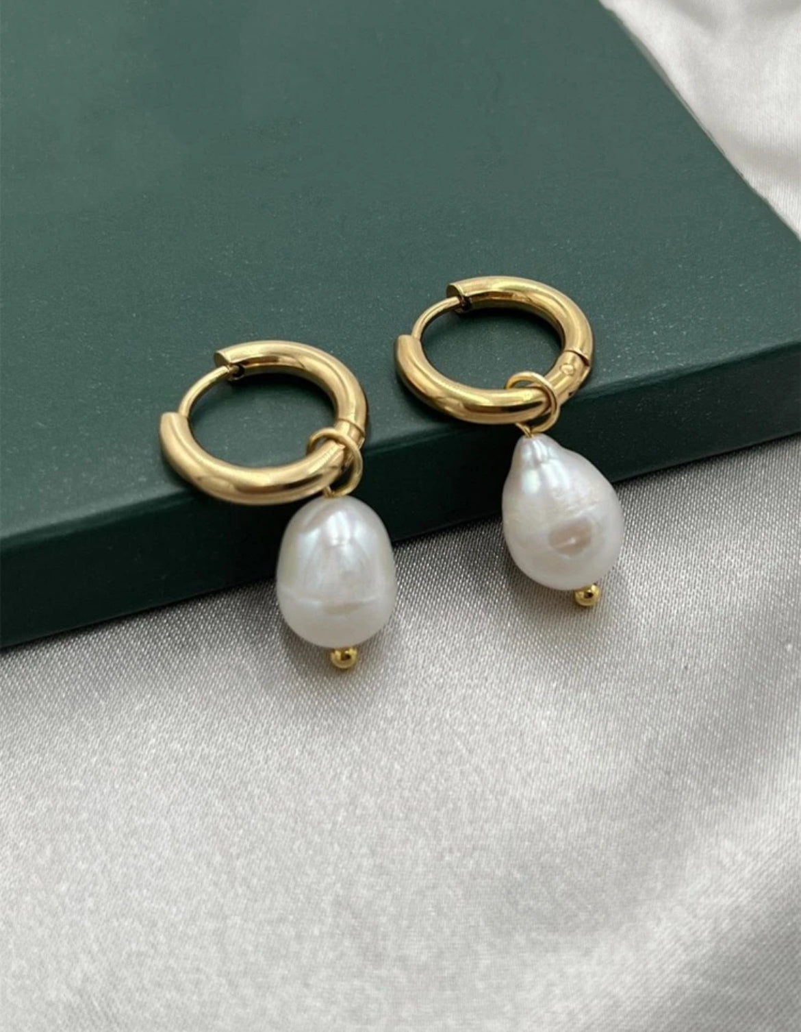Fresh Water Pearl Earrings