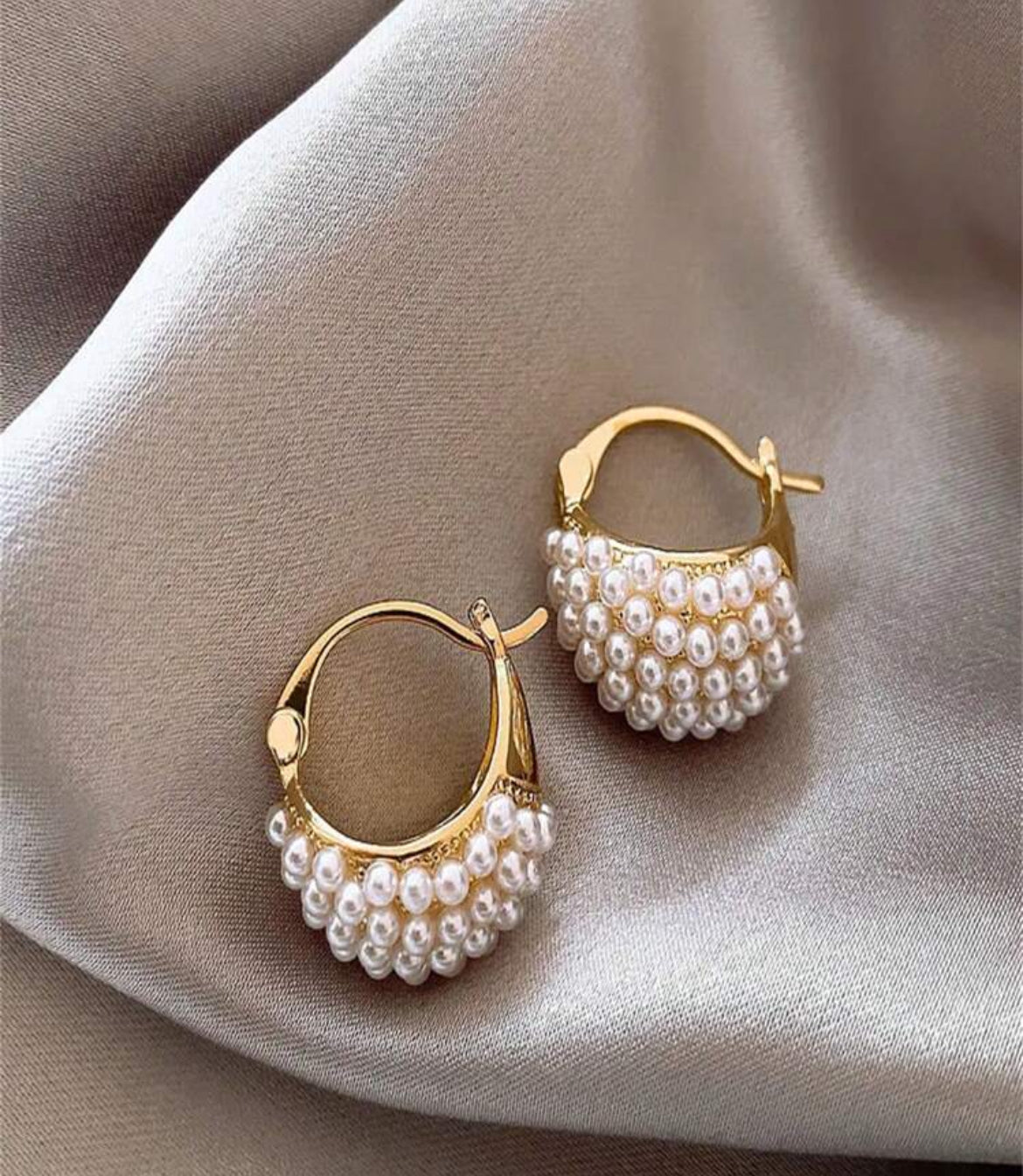 Faux pearl basket earrings