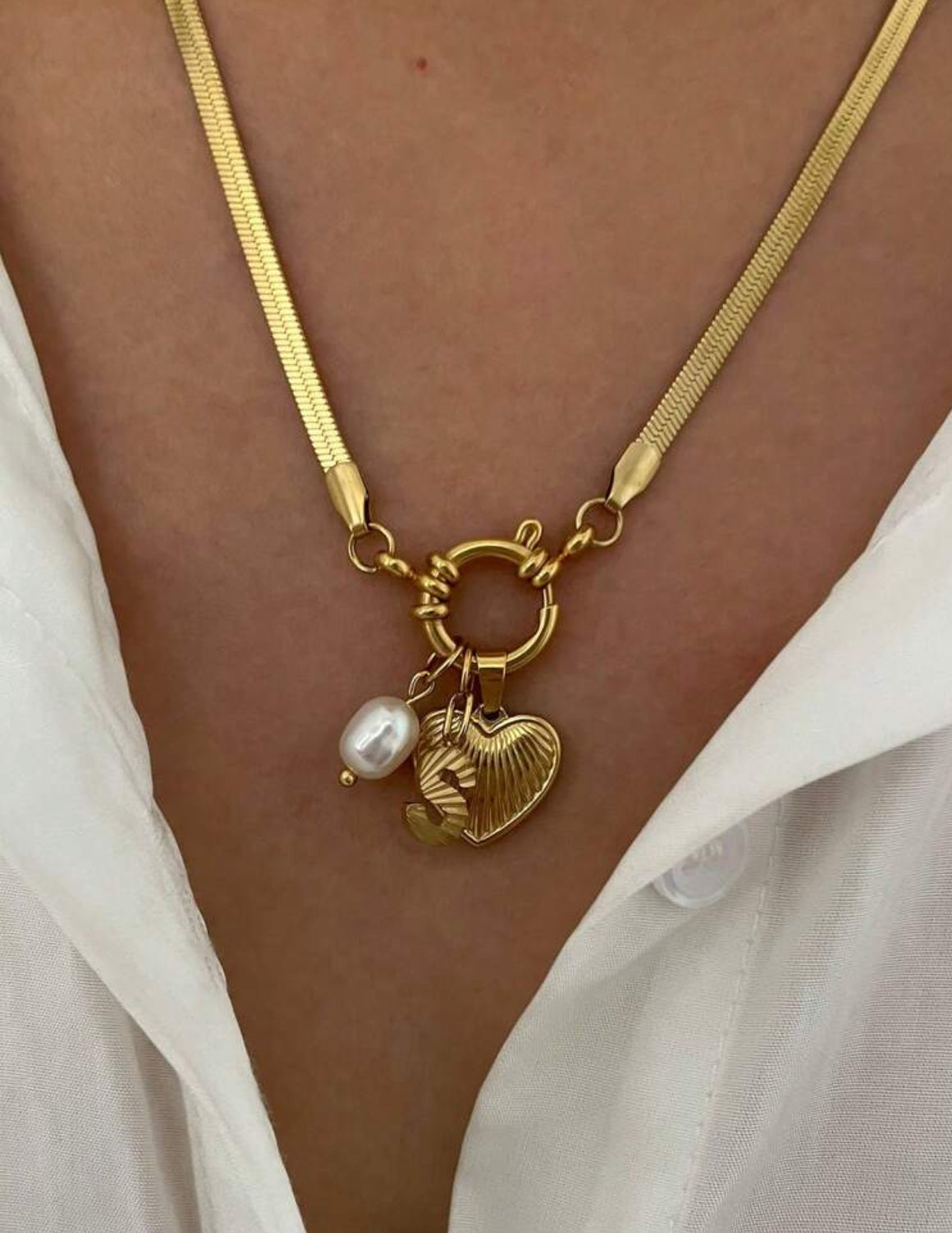 Vicky Flat Initial Necklace