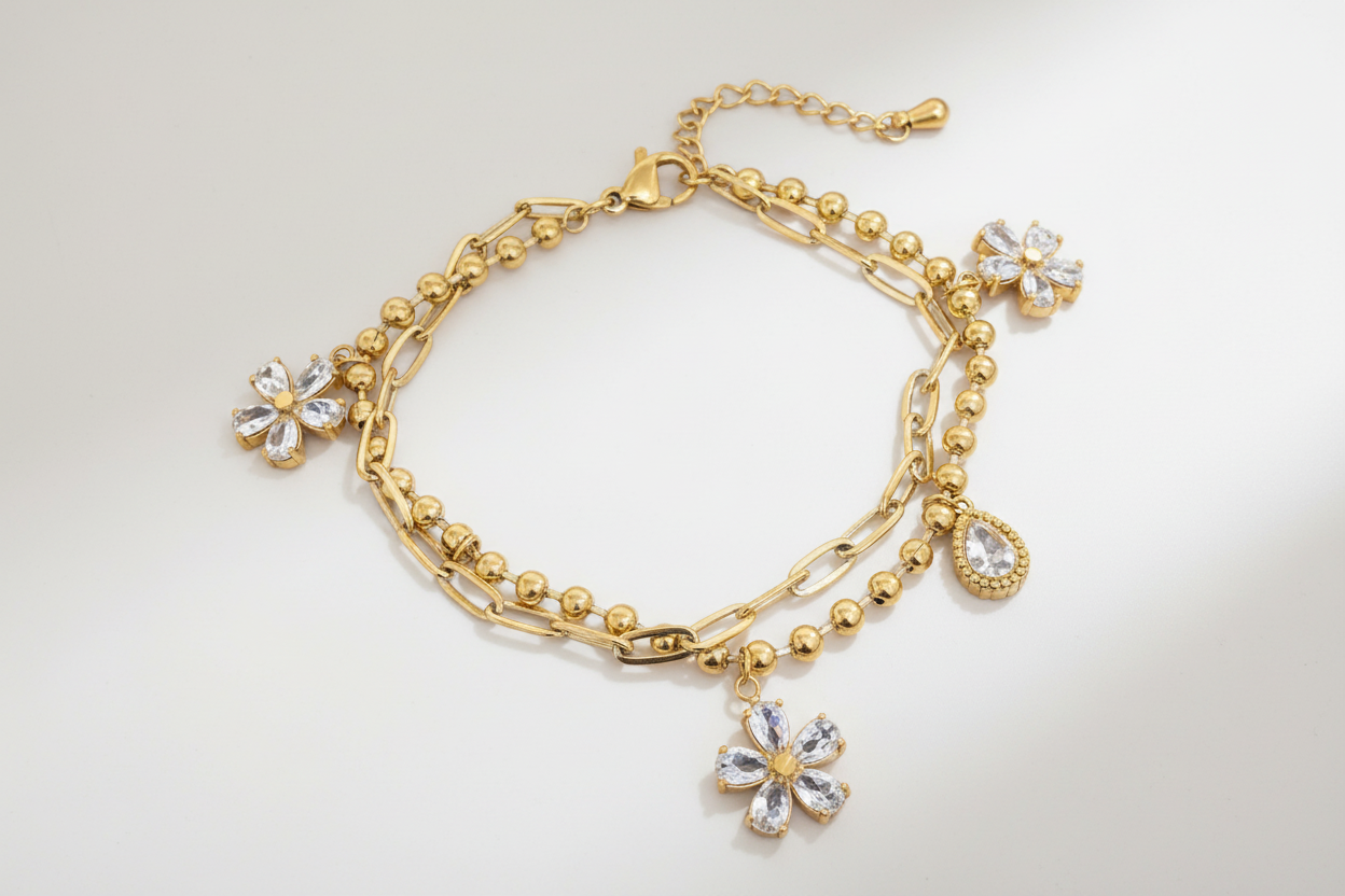 Golden petals 18K gold bracelet