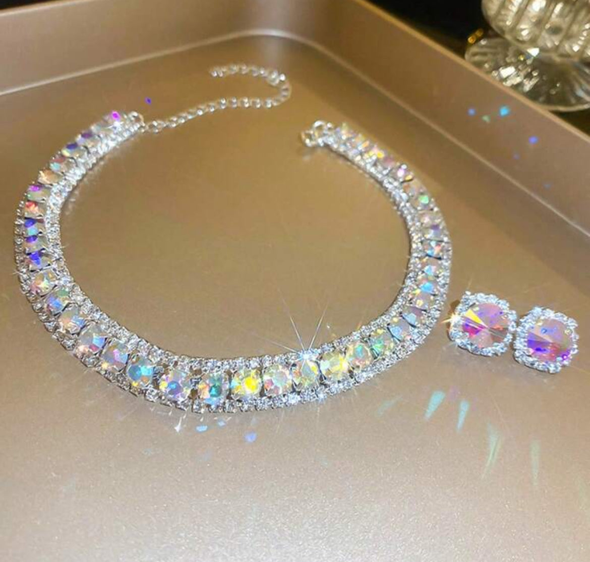 Crystal Ale Necklace Set