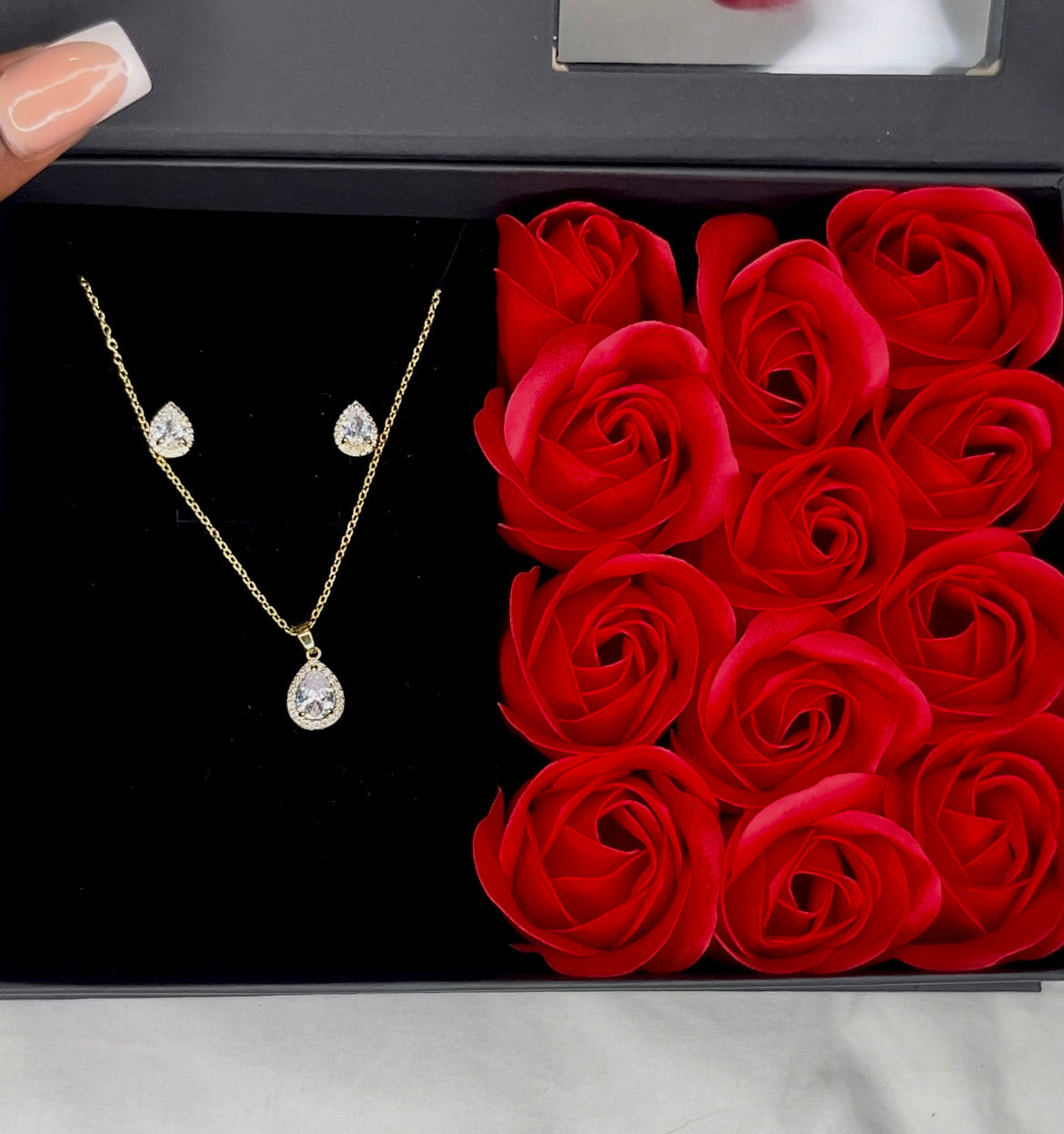 Love is gold set