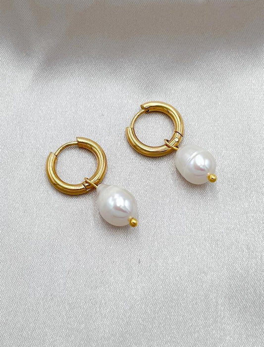 Fresh Water Pearl Earrings