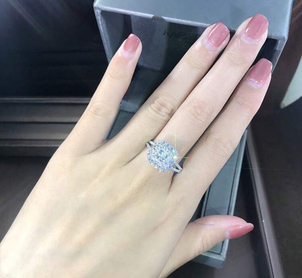 Selena Elegant Stainless Steel Ring