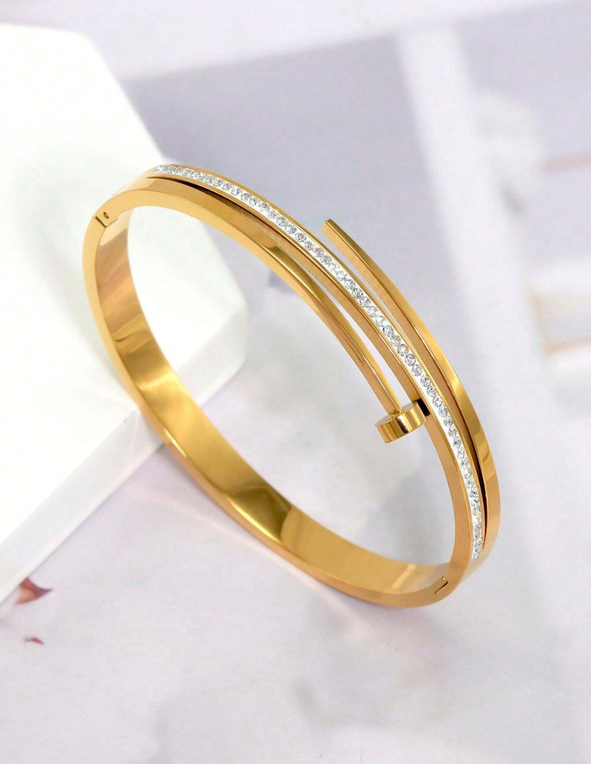 Stylish Chick stainless steel bracelet