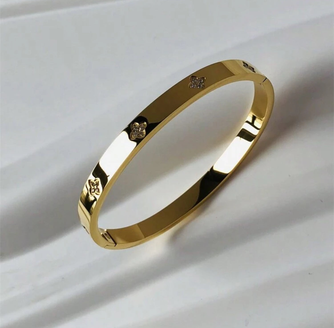 Aria elegant titanium steel bracelet