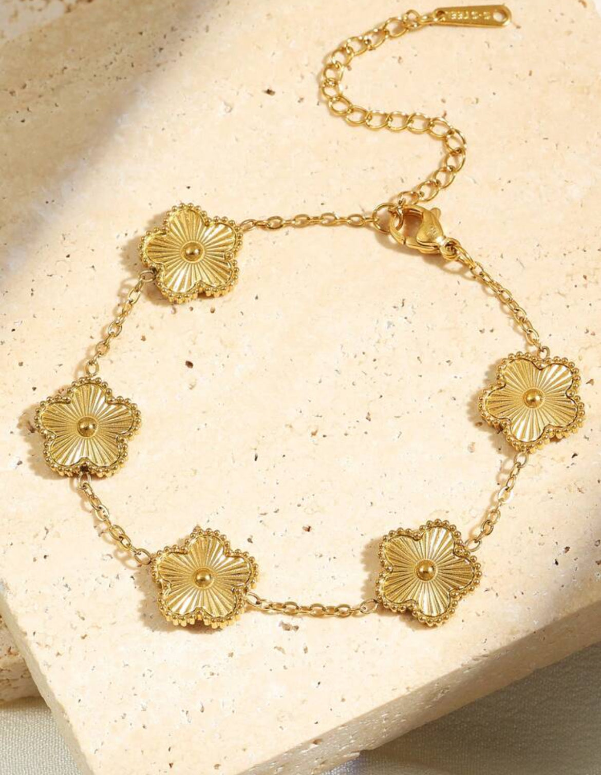 Lina Stainless steel Clover Bracelet