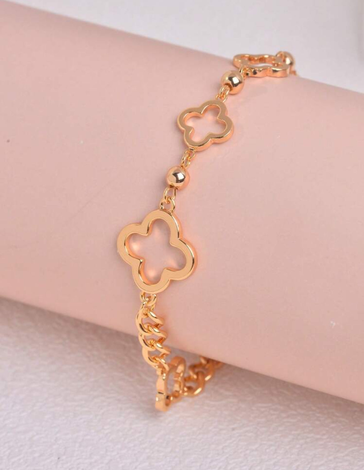 Gold plated clover bracelet