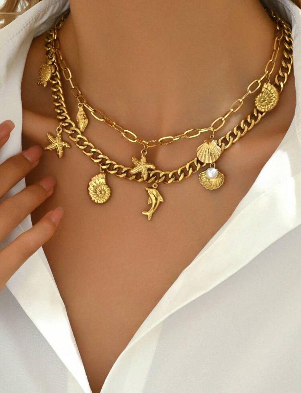 Lilith 18K gold plated necklace
