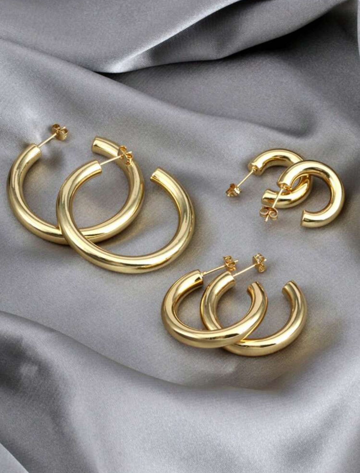 Monica gold earrings set
