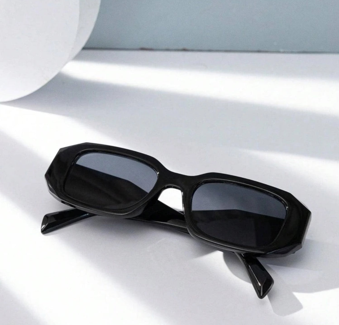 Zari Black Sunglasses