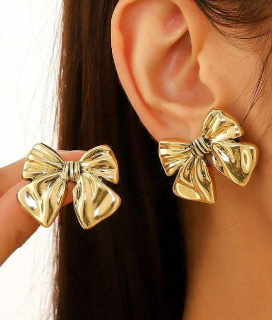 “Timeless Ribbon earrings “