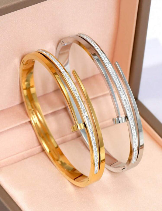 Stylish Chick stainless steel bracelet