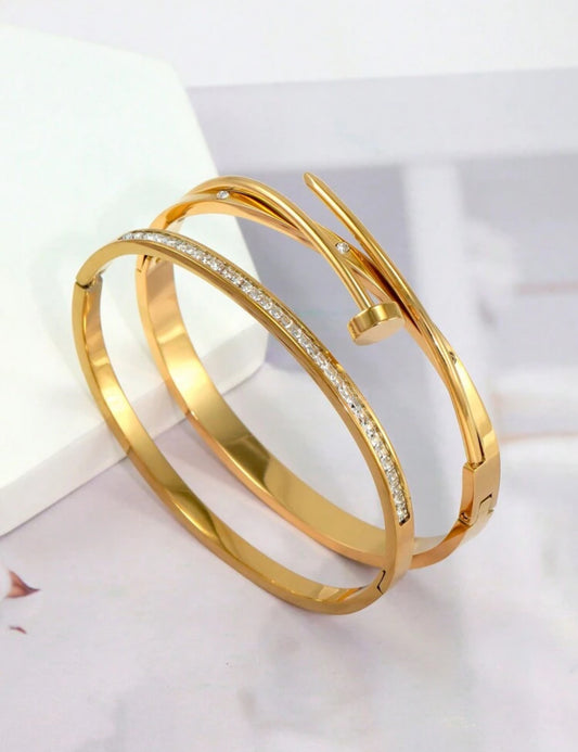 Spike Elegant Bracelet Set