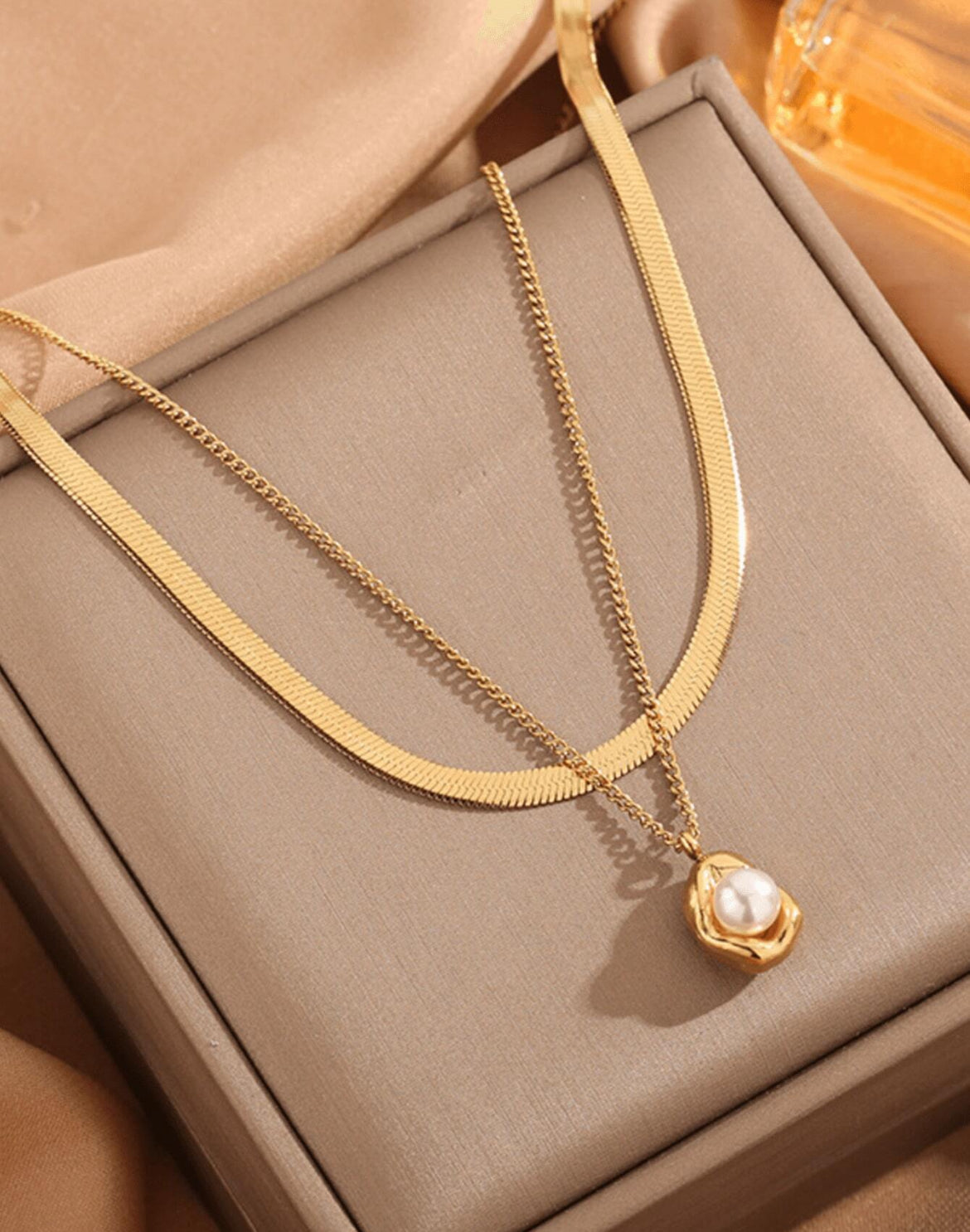 2pc Vivian pearl necklace