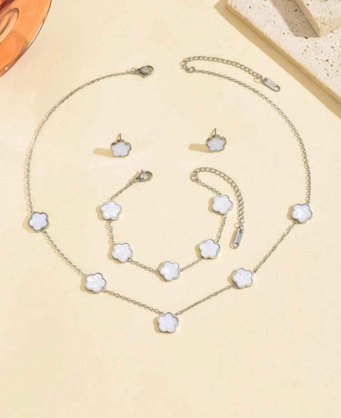 4pc Isabel Clover Necklace Set