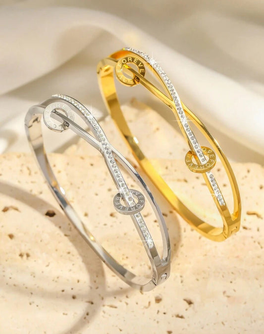 Infinity Luxury 18K Gold plated bracelet