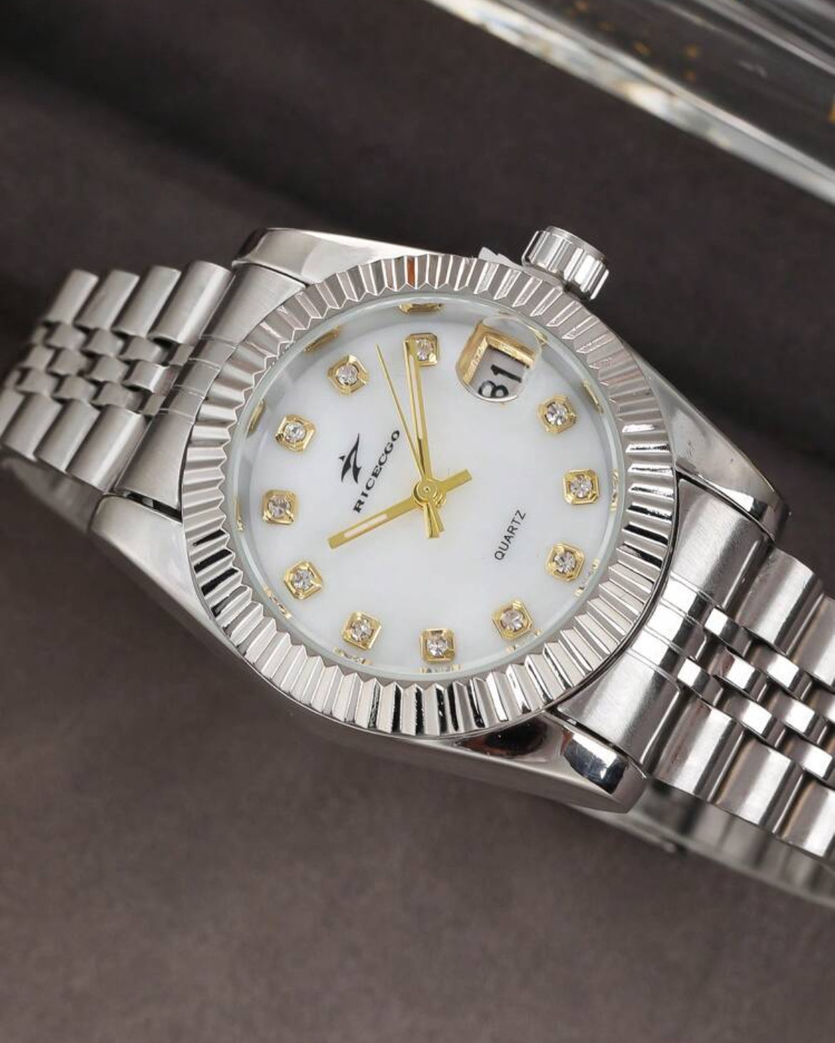 Ladies Classy Quartz Watch