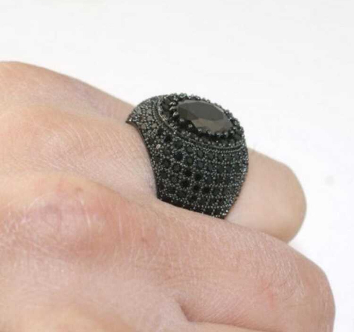 Frosty Men’s Ring
