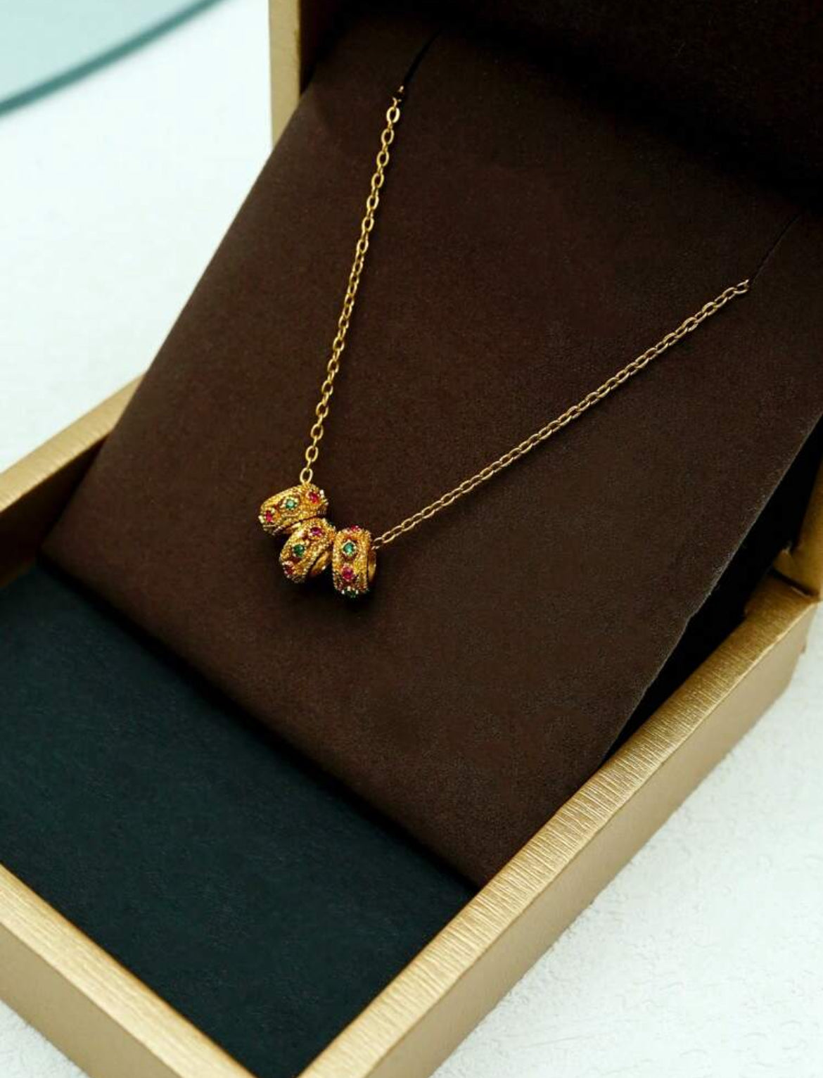 Leesa elegant stainless steel necklace