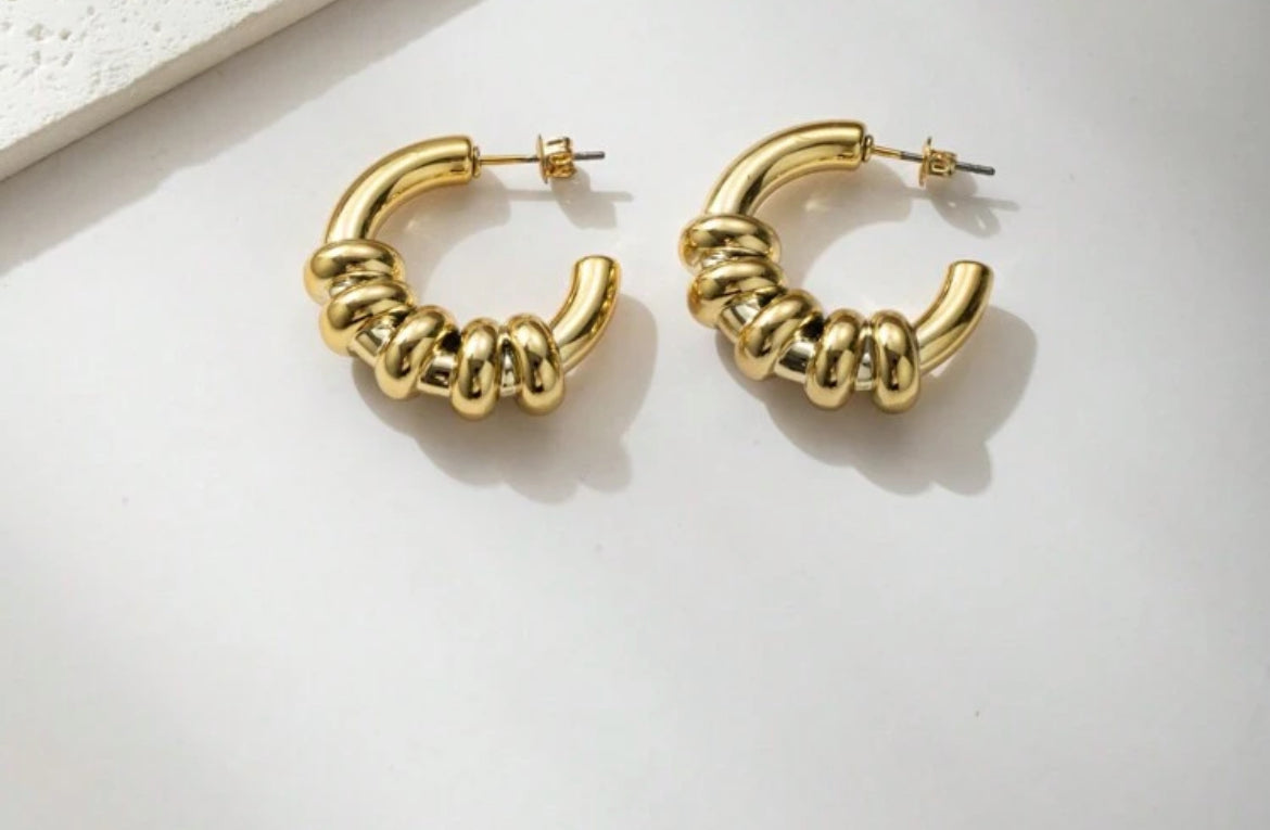 Summer babe luxury gold earrings