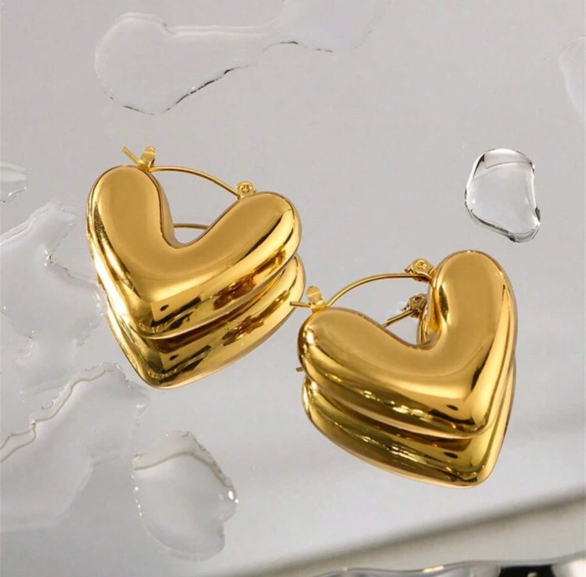 Bliss heart 18K gold plated earrings