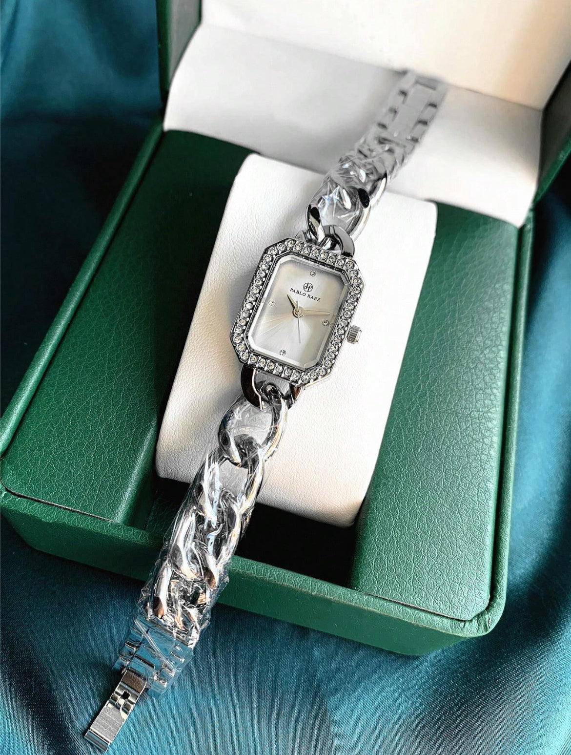 Lunika Waterproof women’s watch