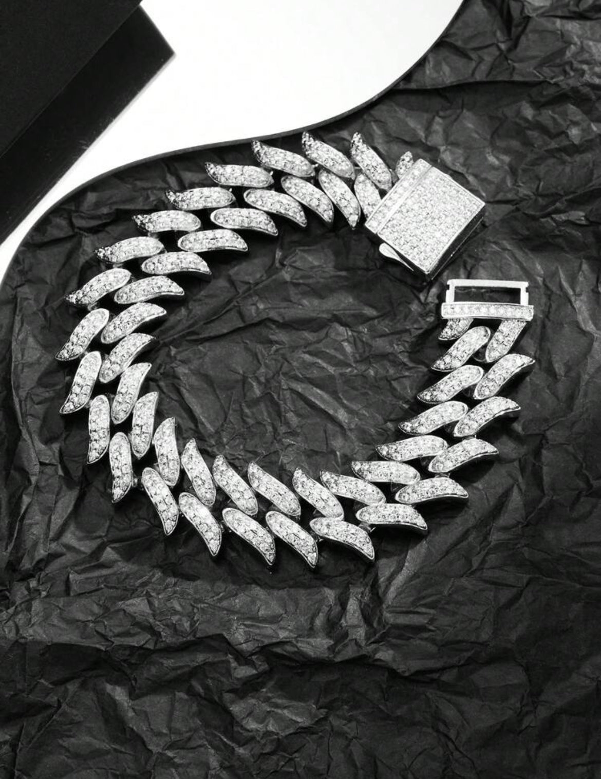 Spiky Luxury 18K gold plated bracelet