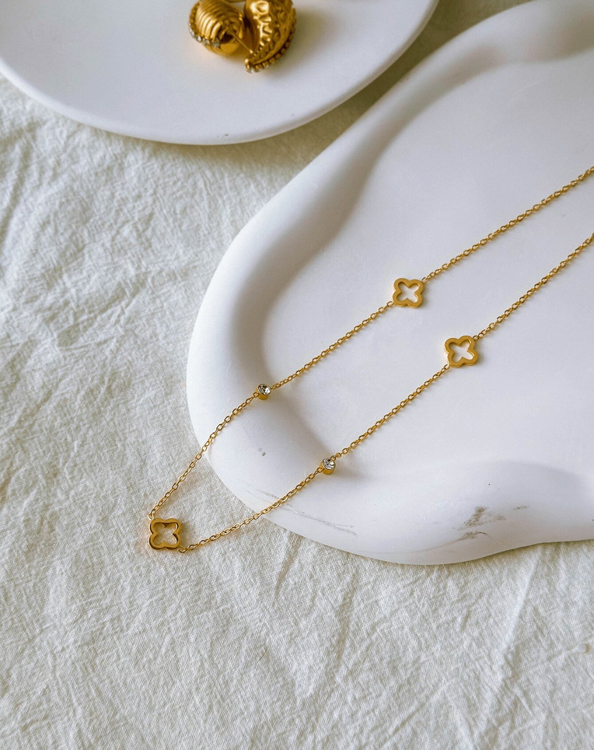 Belle Luxury Clover necklace
