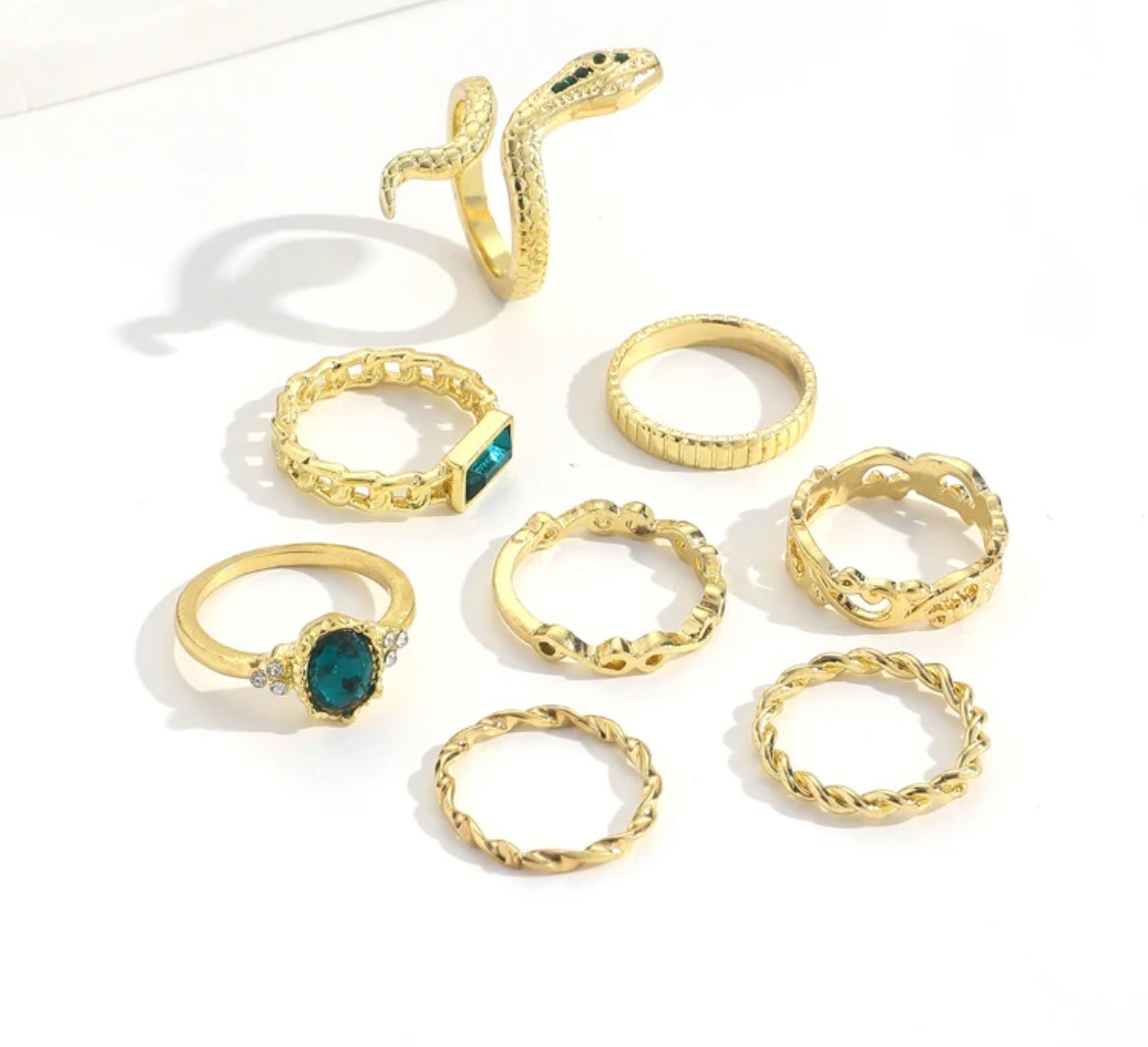 8pc emerald ring set