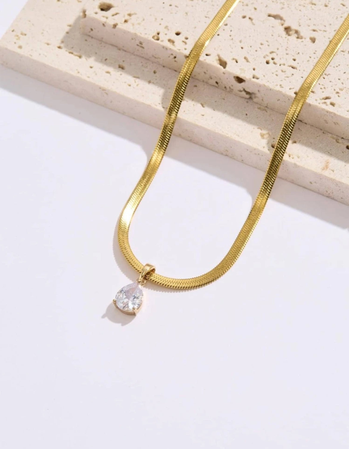 Water drop icy necklace