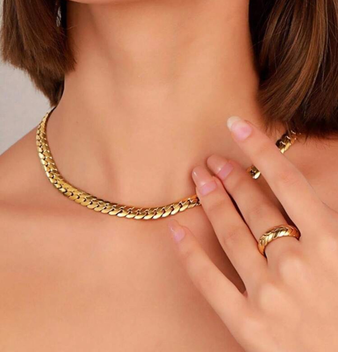 Gold Whip Chain Necklace