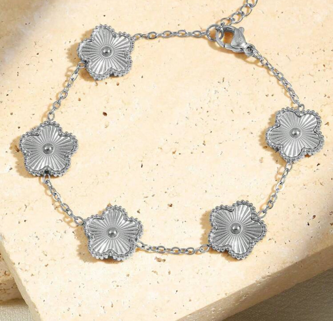 Lina Stainless steel Clover Bracelet